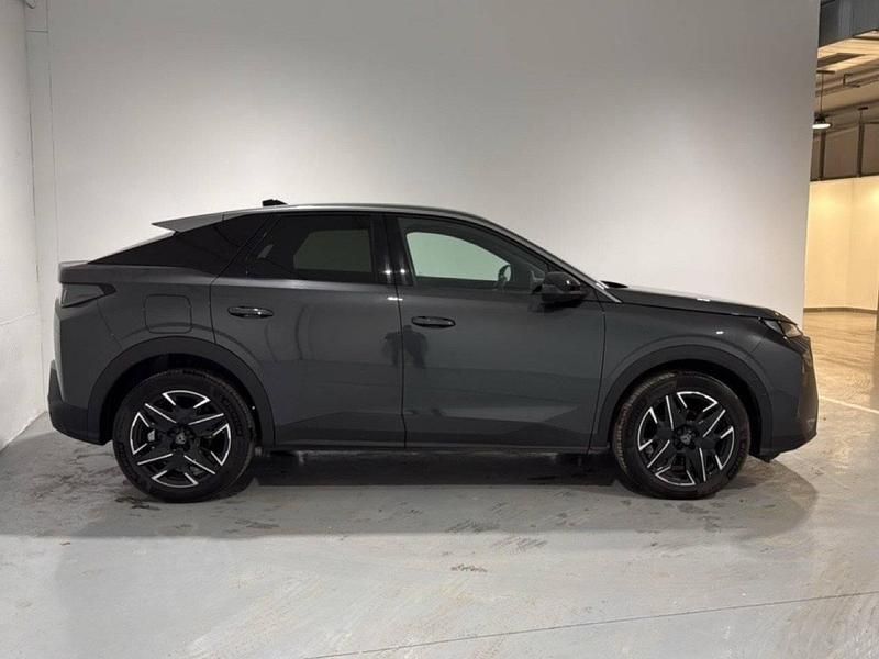 Usado Peugeot 3008 Allure 145 CV (106 kW) 2024 Gris SUV