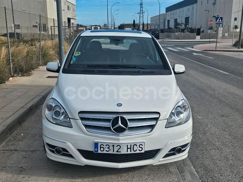 Usado Mercedes B180 Sport Edition 109 CV (80 kW) 2011 Blanco Monovolumen