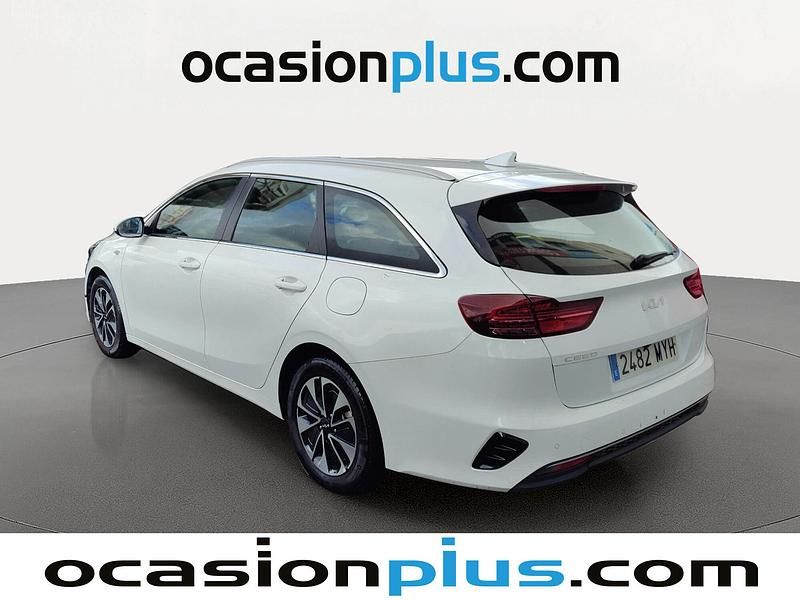Usado Kia Ceed 100 CV (73 kW) 2025 Blanco Utilitario