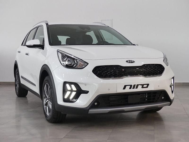 Usado Kia Niro 141 CV (103 kW) 2020 Blanco SUV