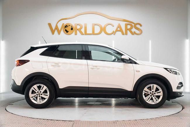 Usado Opel Grandland X Edition 130 CV (95 kW) 2021 Blanco SUV