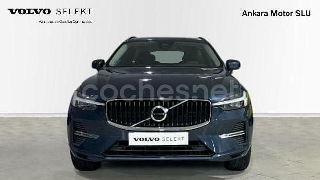 Usado Volvo XC60 Momentum 197 CV (144 kW) 2021 Azul SUV
