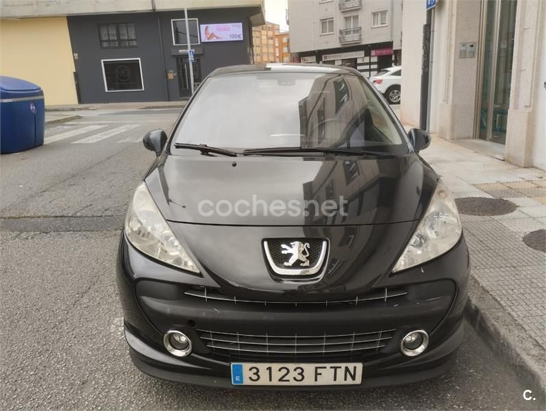 Negro Usado 2007 Peugeot 207 Berlina | 4000 € (Precio justo) - Imagen 1/4