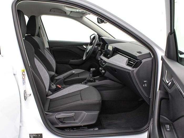 Usado Skoda Kamiq Selection 115 CV (84 kW) 2025 Blanco SUV