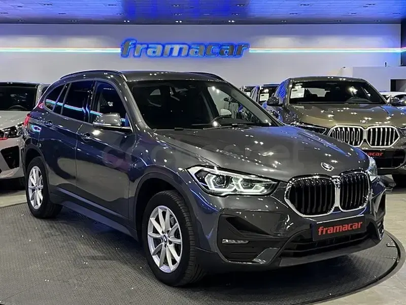 Usado BMW X1 150 CV (110 kW) 2022 Gris / plata SUV