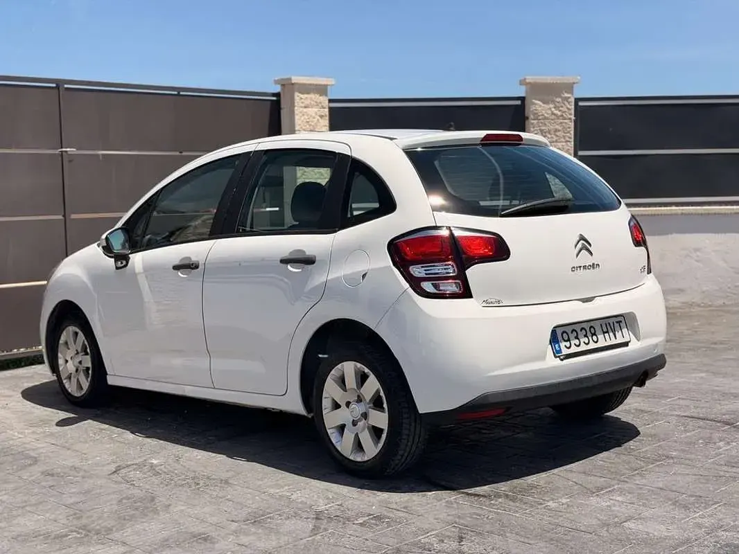 Usado Citroën C3 82 CV (60 kW) 2014 Blanco Utilitario