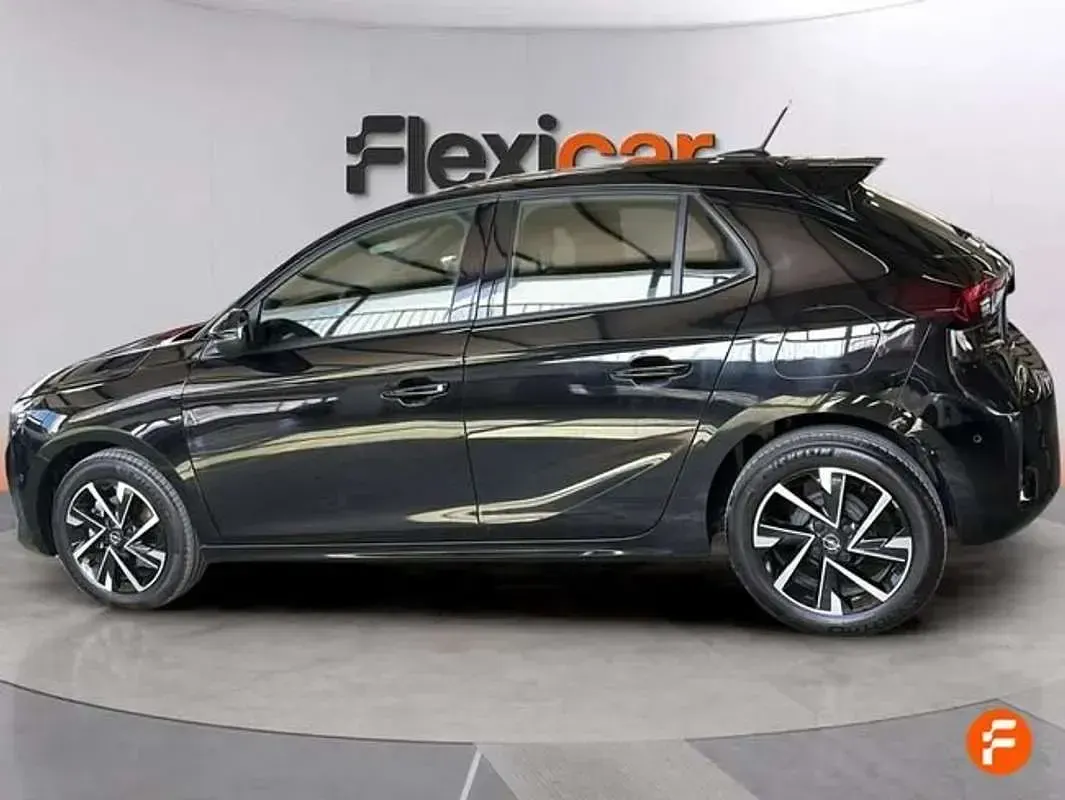 Usado Opel Corsa 101 CV (74 kW) 2025 Negro Utilitario