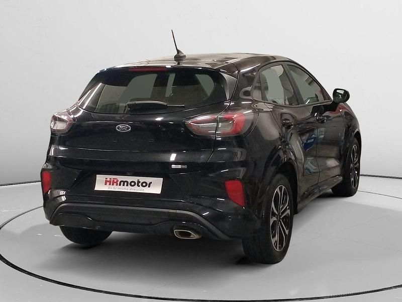 Usado Ford Puma ST-Line 125 CV (91 kW) 2022 Negro SUV
