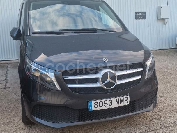 Gris / plata Usado 2024 Mercedes V250 Avantgarde Monovolumen | 69.950 € (Caro) - Imagen 1/4