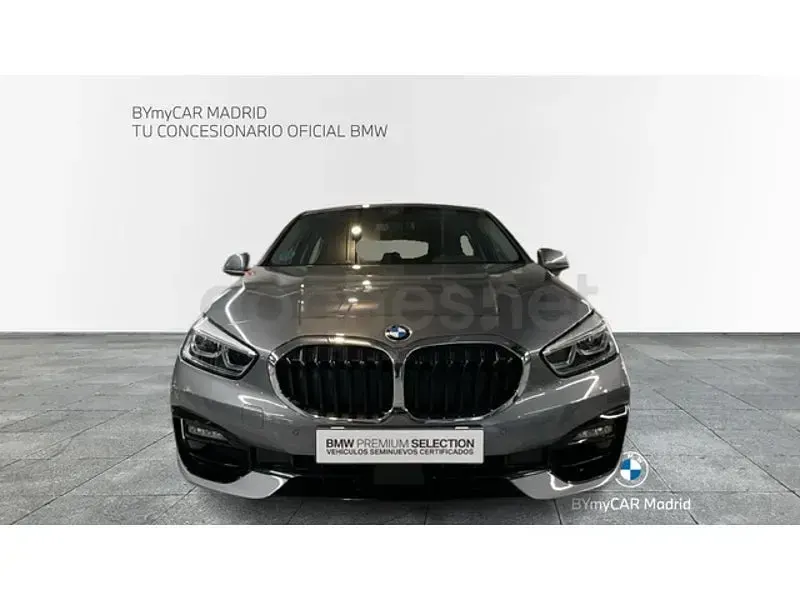 Usado BMW 120 Executive 178 CV (130 kW) 2022 Gris / plata Utilitario
