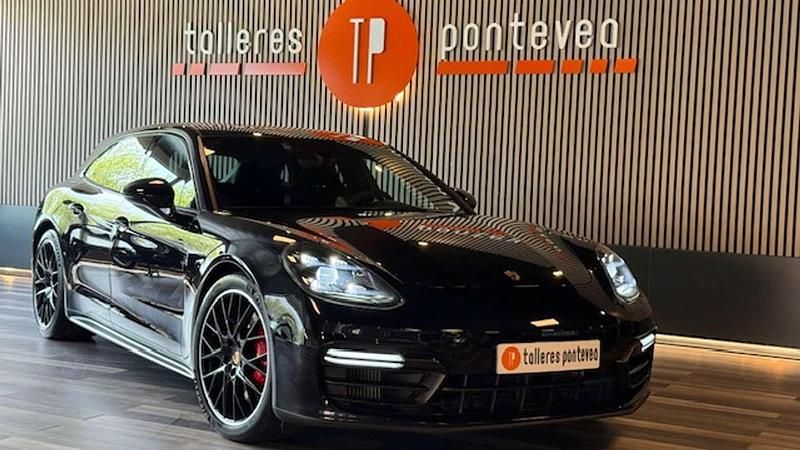 Usado Porsche Panamera Sport Turismo 460 CV (338 kW) 2019 Negro Familiar