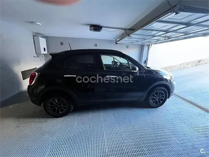 Käytetty Fiat 500X Pop 110 HP (80 kW) 2017 Musta Katumaasturi