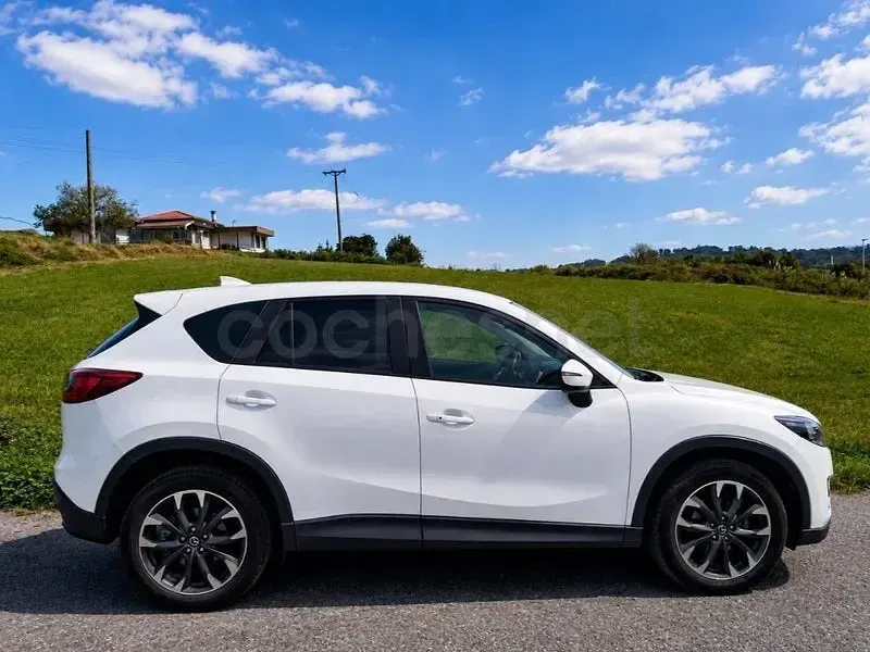 Usado Mazda CX-5 Luxury 150 CV (110 kW) 2015 Blanco SUV