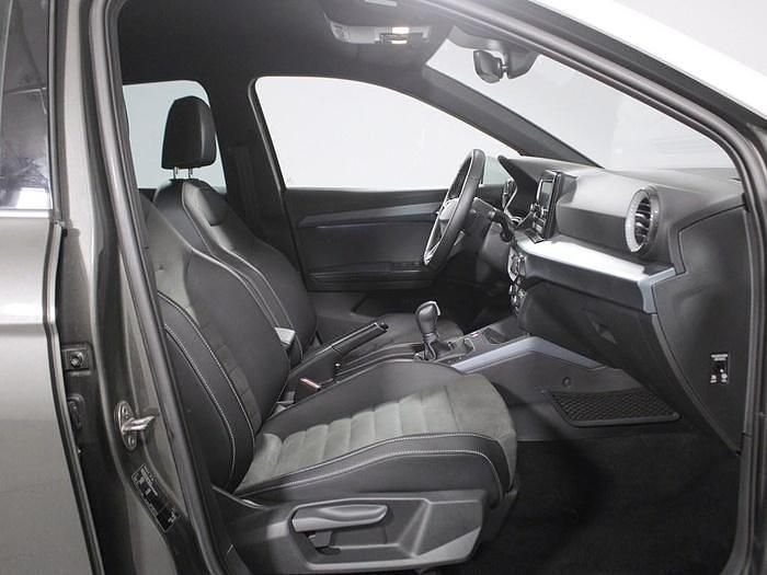 Usado Seat Arona Xperience 115 CV (84 kW) 2025 Gris SUV