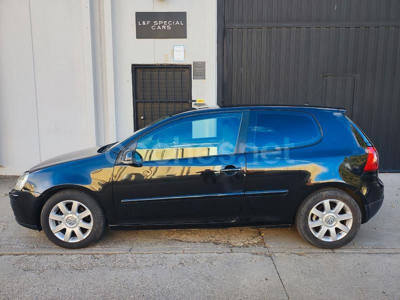 Usado VW Golf IV Sportline 105 CV (77 kW) 2005 Negro Berlina