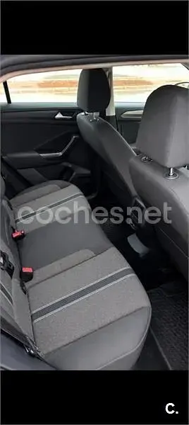 Usado VW T-Roc Advance 110 CV (80 kW) 2021 Negro SUV