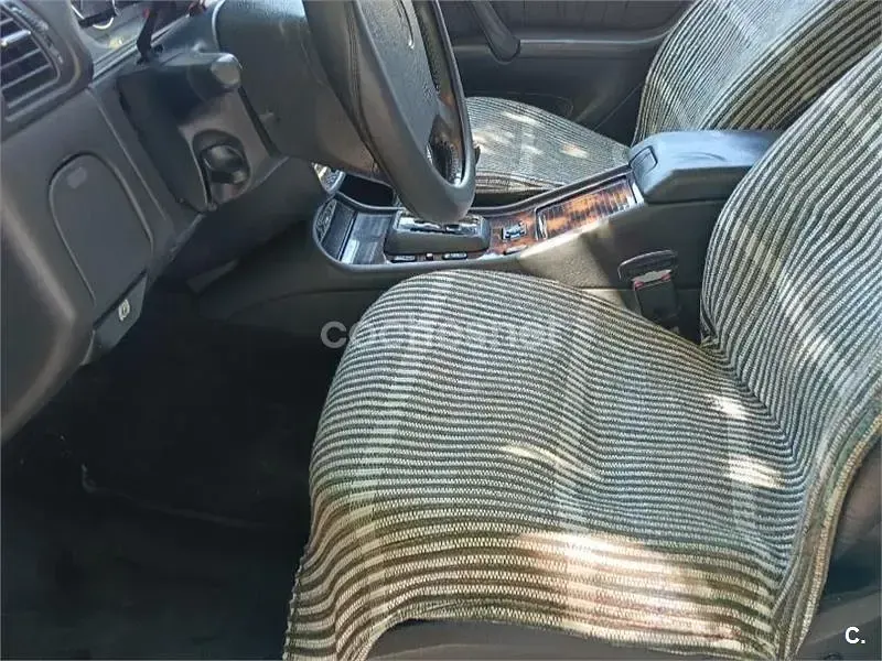 Usado Mercedes ML270 Edition 163 CV (119 kW) 2004 Gris / plata SUV