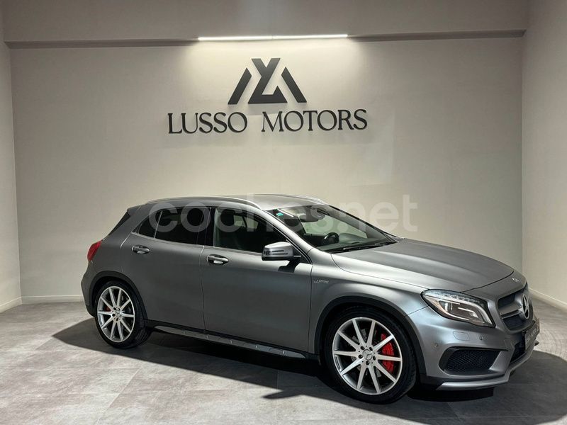 Gris / plata Usado 2015 Mercedes GLA45 AMG SUV | 24.900 € - Imagen 1/4