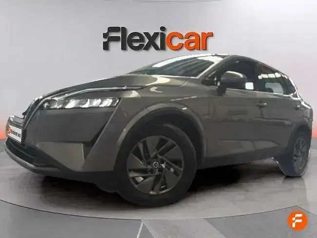 Usado Nissan Qashqai Acenta 158 CV (116 kW) 2022 Gris / plata SUV