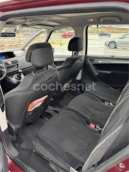 Usado Citroën C4 Picasso Exclusive 110 CV (80 kW) 2007 Granate Monovolumen