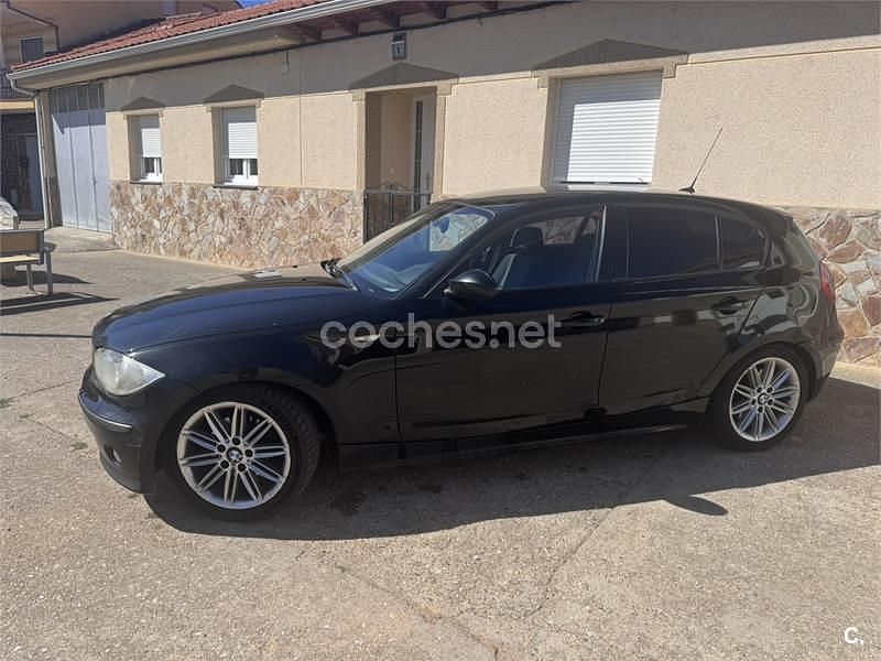 Negro Usado 2005 BMW 120 Utilitario | 4000 € (Precio justo) - Imagen 1/4