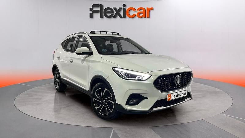 Usado MG ZS Luxury 111 CV (81 kW) 2024 Blanco SUV