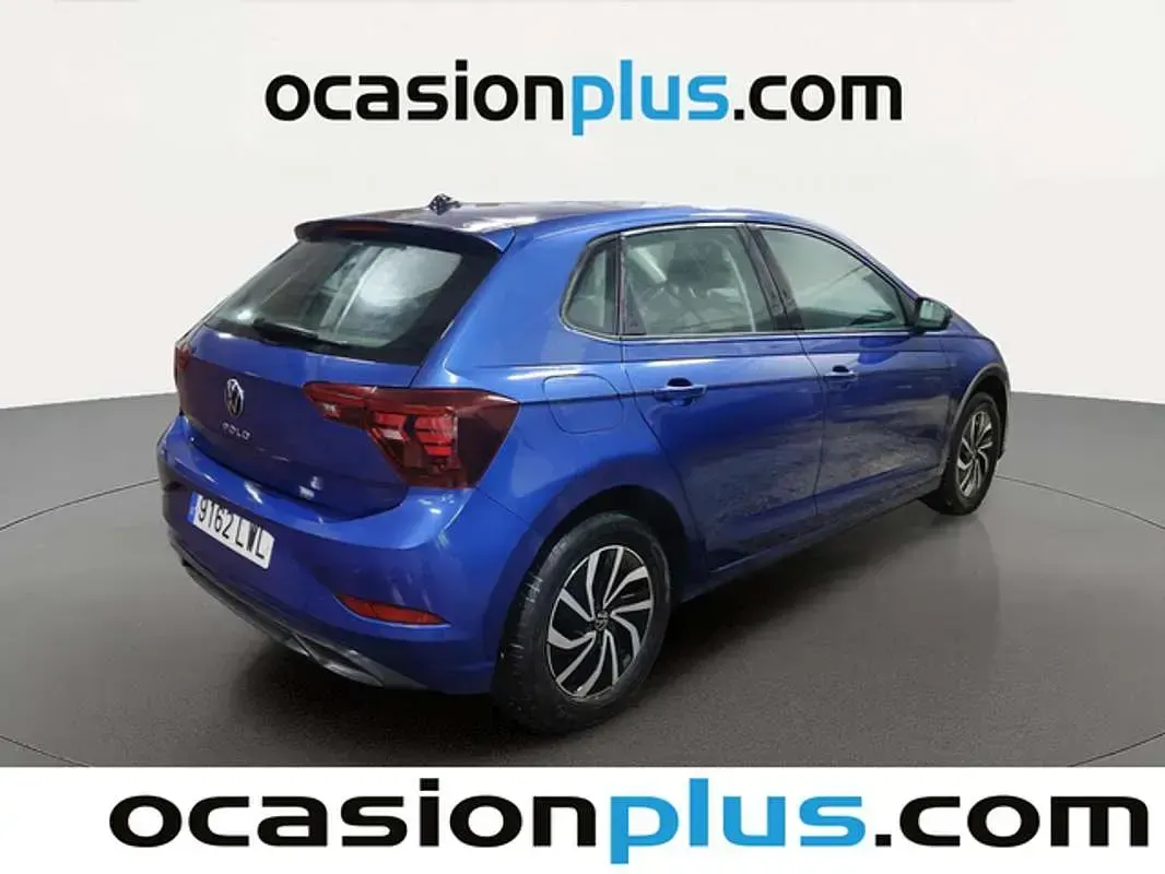 Begagnad VW Polo Life 95 HK (69 kW) 2022 Blå Halvkombi