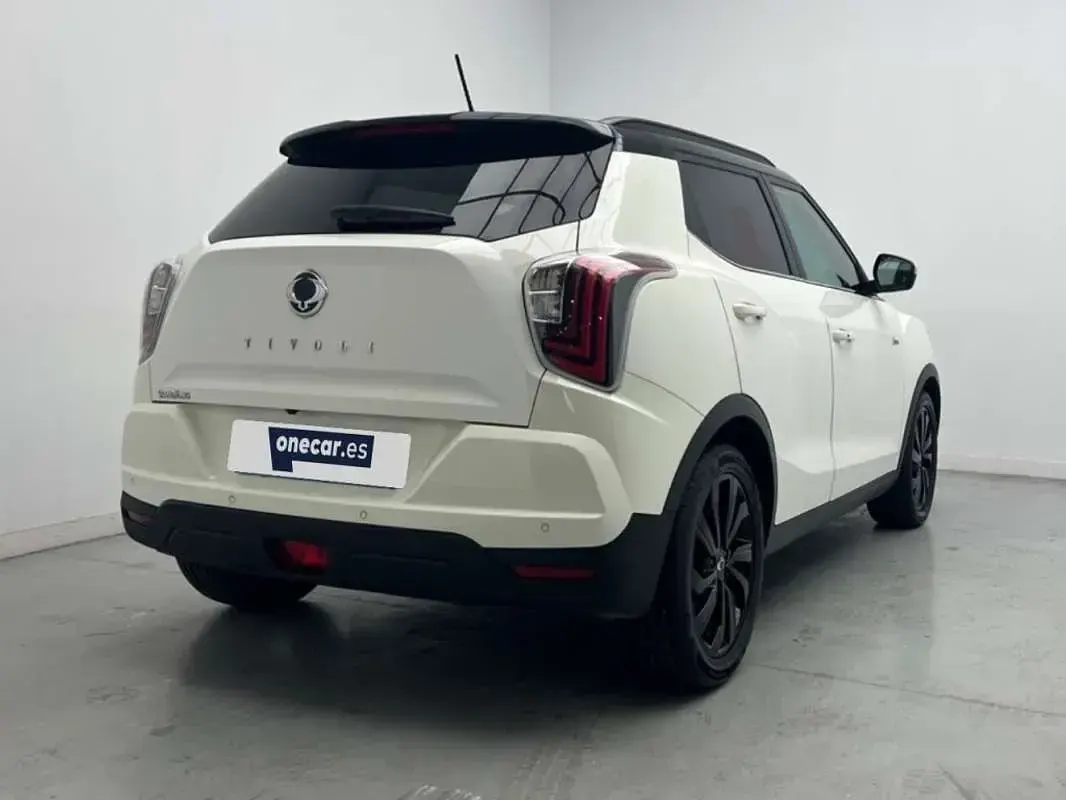Usado SsangYong Tivoli Limited 163 CV (119 kW) 2021 Blanco SUV