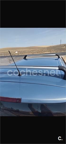 Usado Renault Scénic II Authentique 80 CV (58 kW) 2006 Azul Monovolumen