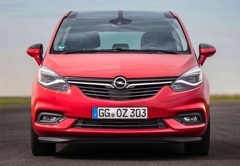 Usado Opel Zafira Expression 120 HP (88 kW) 2018 Cinzento Monovolume