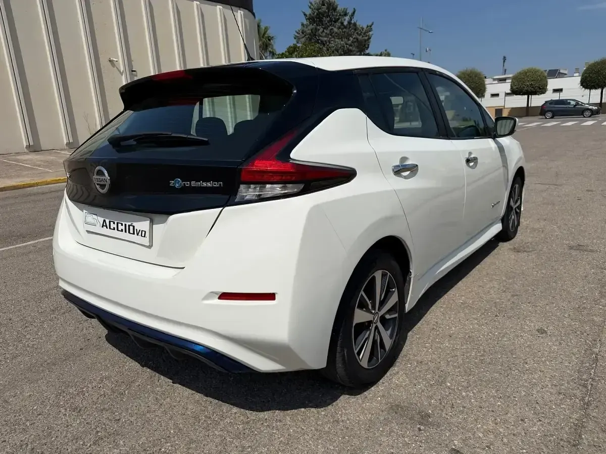 Usado Nissan Leaf N-Connecta 110 kW (150 CV) 2019 Blanco Utilitario