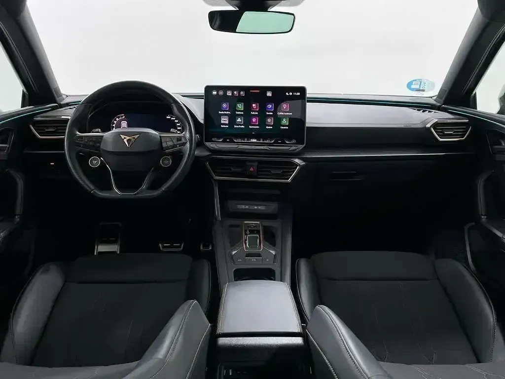 Usado Cupra Leon 150 CV (110 kW) 2025 Azul Berlina