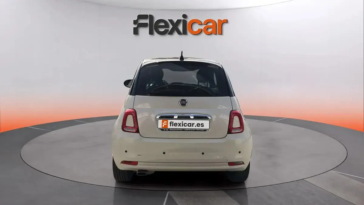 Usado Fiat 500 69 CV (50 kW) 2019 Blanco Berlina