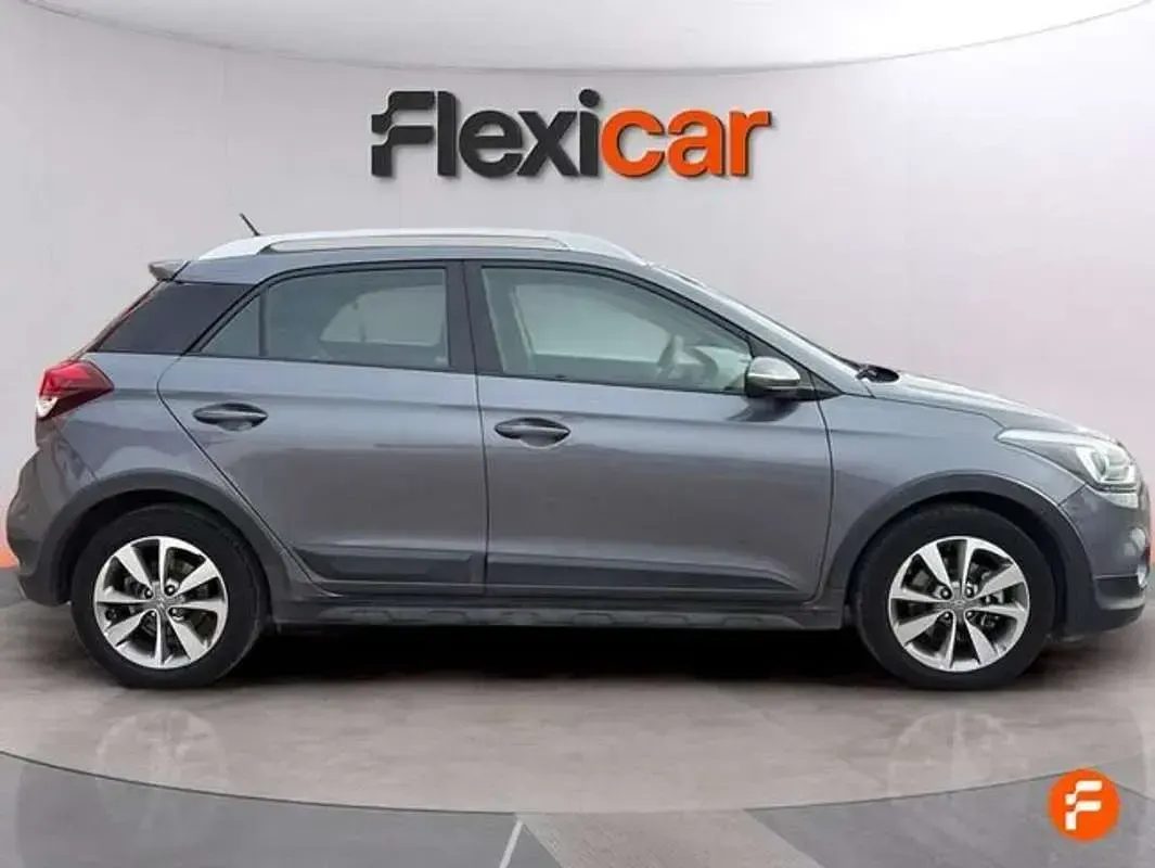 Usado Hyundai i20 GO! 101 CV (74 kW) 2017 Azul Berlina