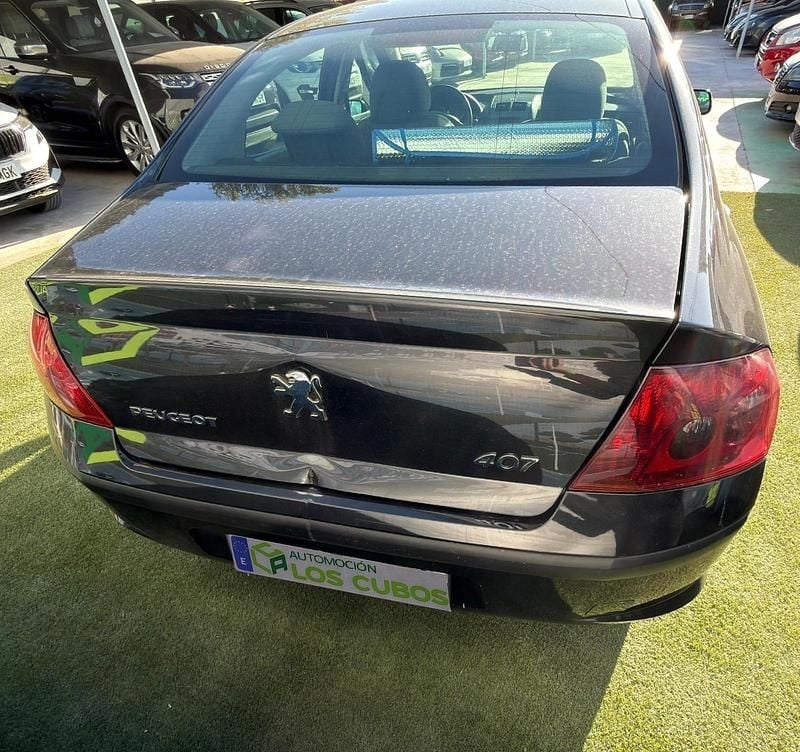 Usado Peugeot 407 117 CV (86 kW) 2004 Negro Berlina
