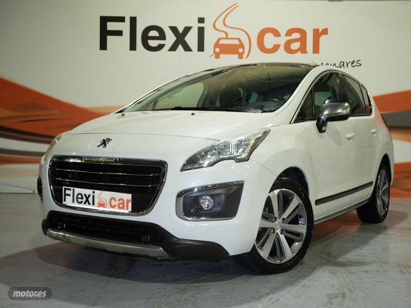 Usado Peugeot 3008 Allure 130 CV (95 kW) 2016 Blanco Berlina