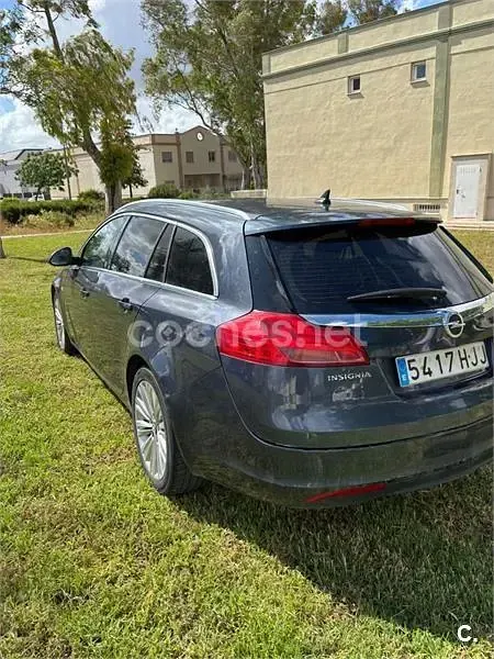 Usado Opel Insignia Cosmo 130 CV (95 kW) 2012 Azul Familiar
