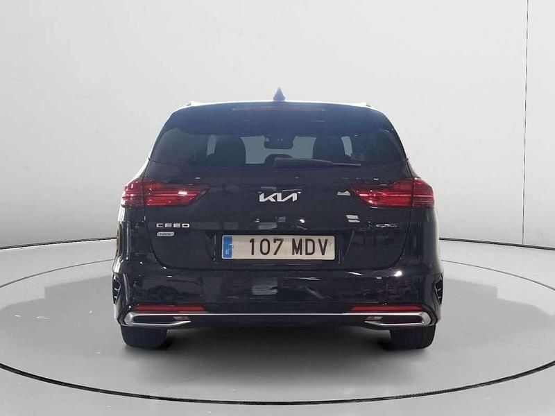 Usado Kia Ceed GT-Line 162 CV (119 kW) 2023 Negro Utilitario