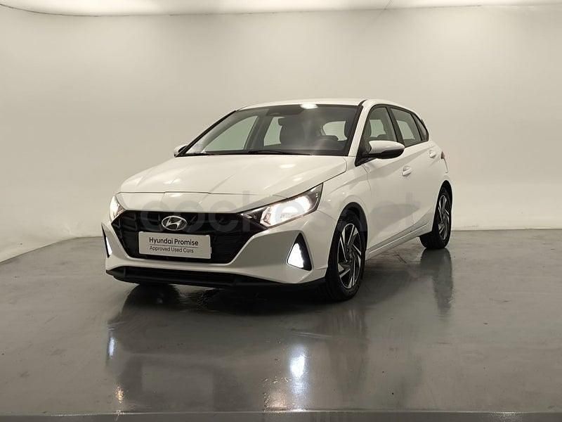 Usado Hyundai i20 84 CV (61 kW) 2024 Blanco Utilitario
