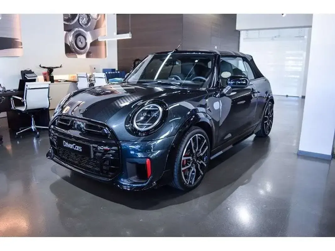 Usado Mini John Cooper Works Cabriolet 231 CV (169 kW) 2026 Gris Descapotable