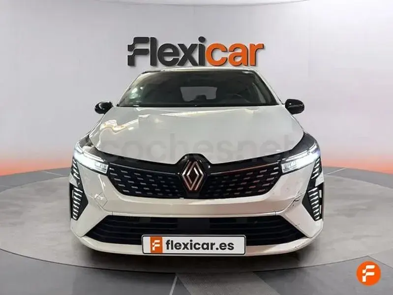 Usado Renault Clio V Techno 90 CV (66 kW) 2025 Blanco Berlina