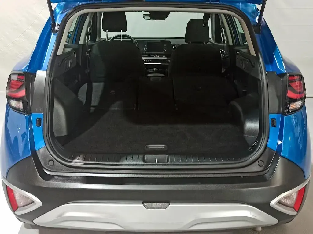 Usado Kia Sportage 150 CV (110 kW) 2022 Blue flame (b3l) SUV