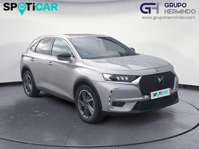 Usado DS Automobiles DS3 Crossback So Chic 130 CV (95 kW) 2021 Gris SUV