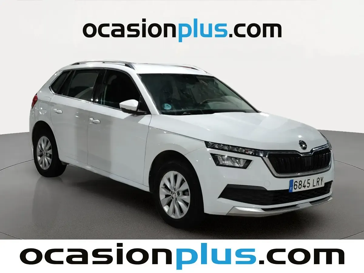 Usado Skoda Kamiq Ambition 95 CV (69 kW) 2021 Blanco SUV