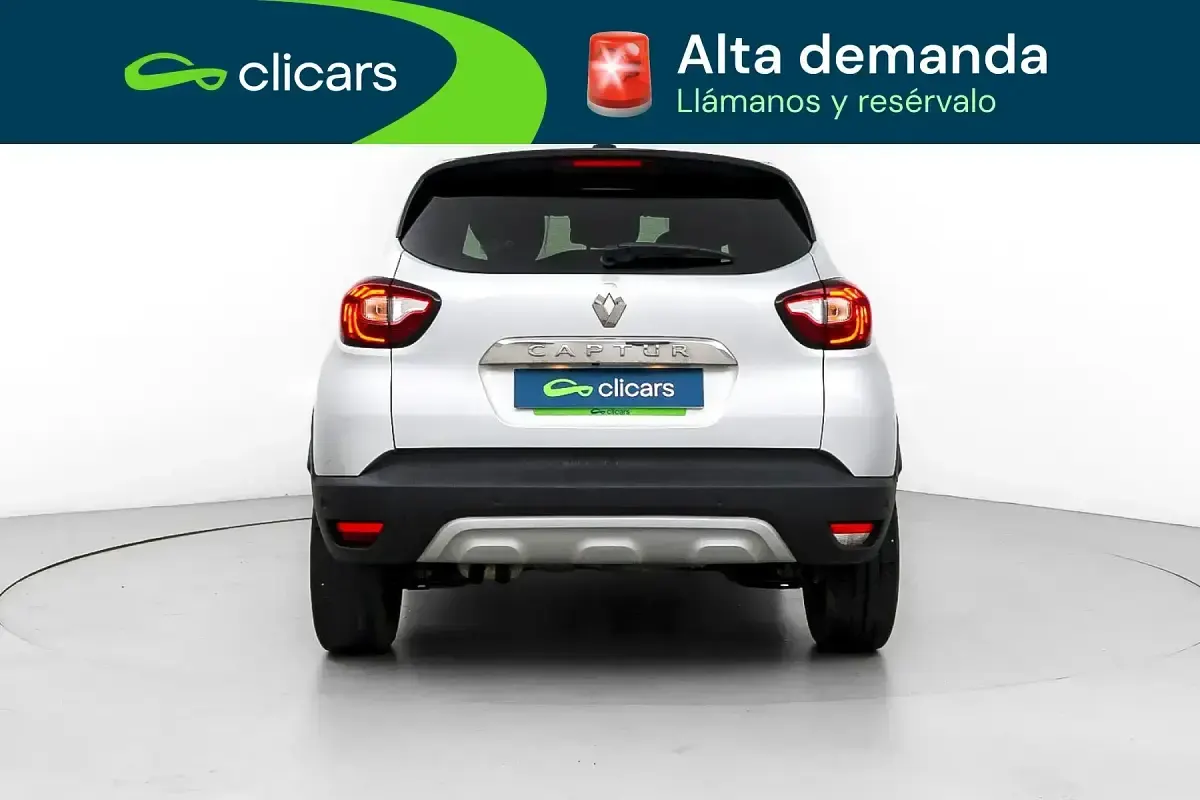 Usado Renault Captur Zen 130 CV (95 kW) 2019 Gris SUV