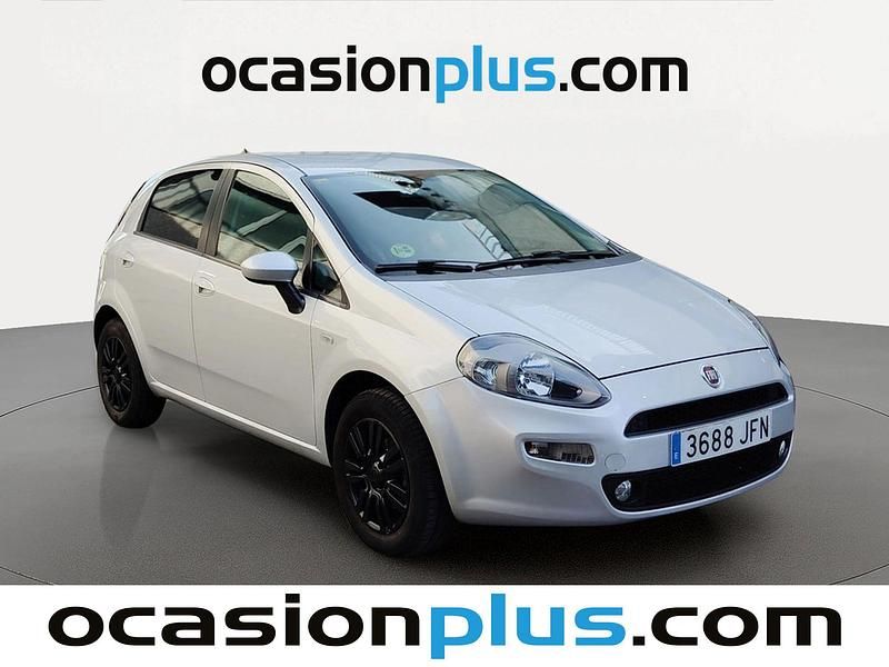 Usado Fiat Punto Easy 75 CV (55 kW) 2015 Gris Utilitario