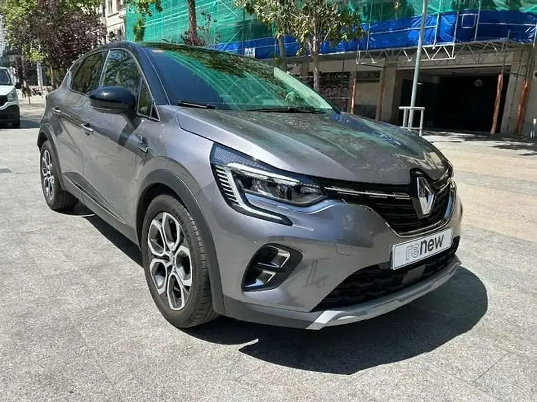 Usado Renault Captur Zen 140 CV (102 kW) 2021 Gris SUV
