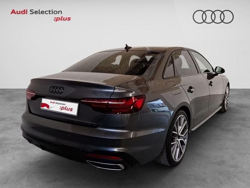 Usado Audi A4 163 CV (119 kW) 2024 Gris Berlina