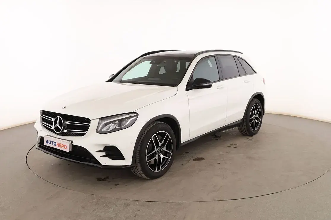 Usado Mercedes GLC220 AMG line 170 CV (125 kW) 2018 SUV