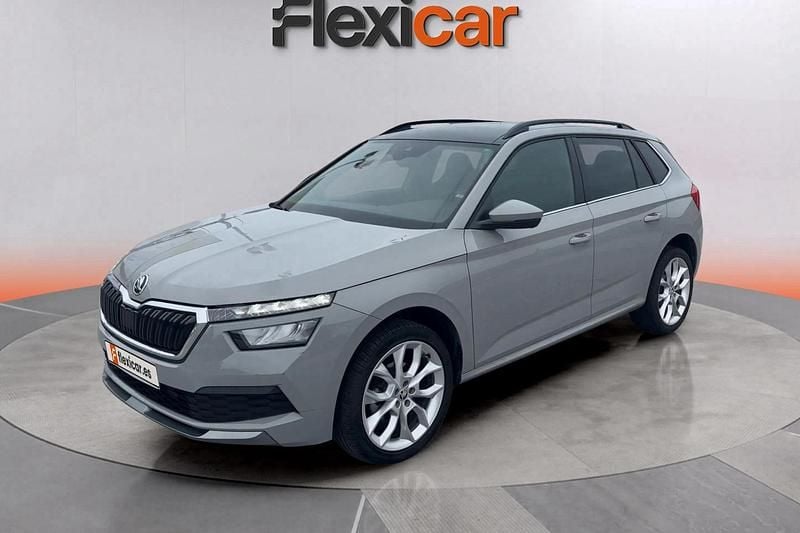 Usado Skoda Kamiq Sport 150 CV (110 kW) 2021 Gris SUV